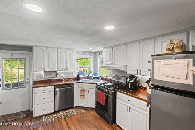 1396 SE 94TH Street, Starke, FL 32091