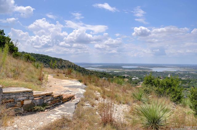 1081 Eagle Point, Fischer, TX 78623