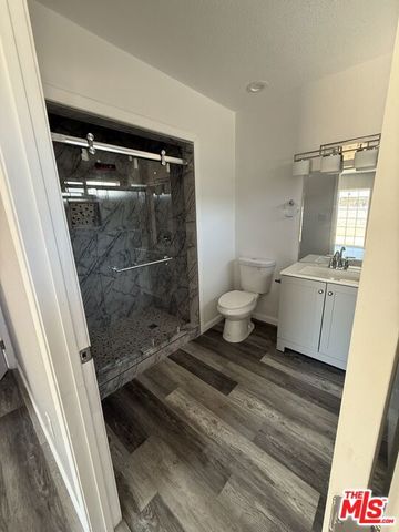 9406 S 5th Avenue, Inglewood, CA 90305