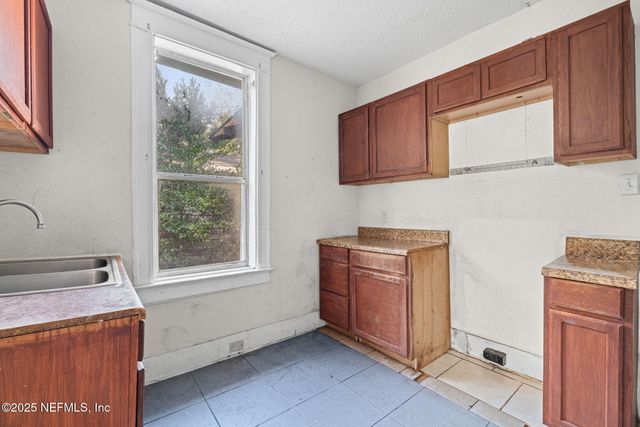 522 W WEST 21ST Street, Jacksonville, FL 32206