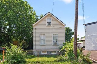 121 E 32nd Street, Latonia, KY 41015