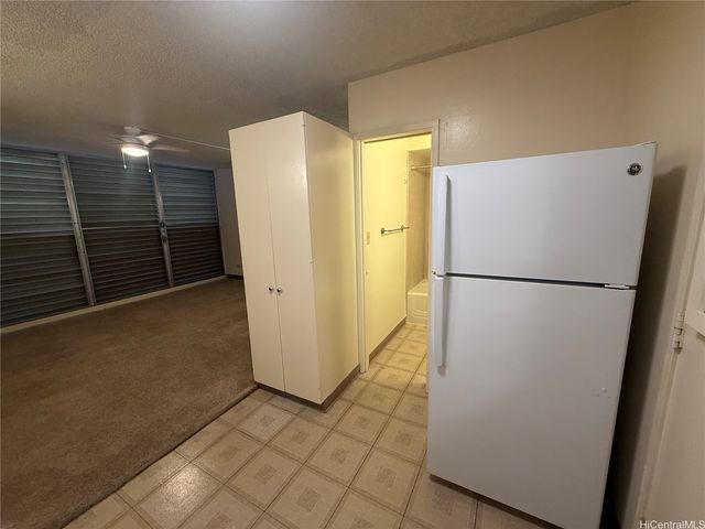 952 Ahana Street 290, Honolulu, HI 96814