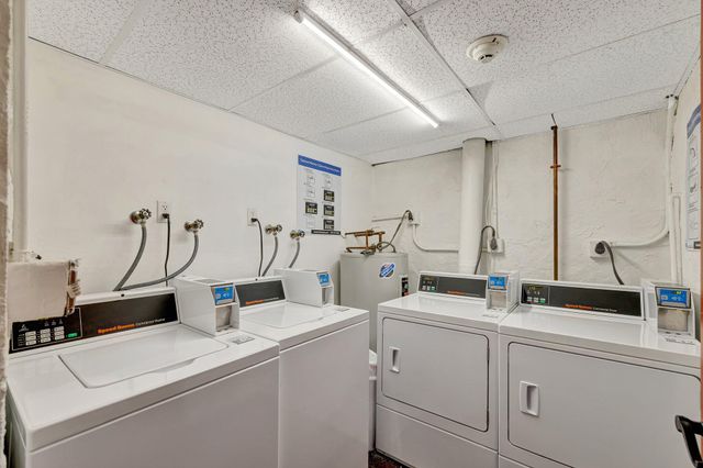 3004 NE 5th Terrace 208-c, Wilton Manors, FL 33334