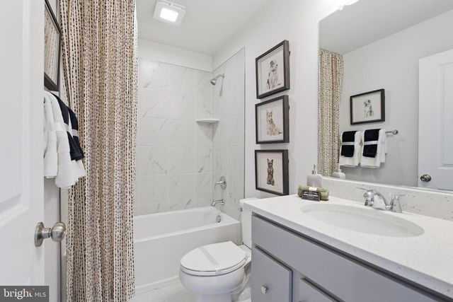 10790 PENNYWELL GARDEN RD, Manassas, VA 20112