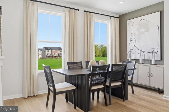 10790 PENNYWELL GARDEN RD, Manassas, VA 20112