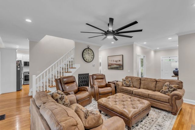 6421 Yeatman Ln, Columbia, TN 38401