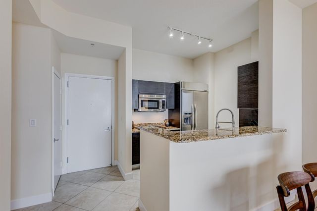 550 Okeechobee Boulevard Lph-12, West Palm Beach, FL 33401
