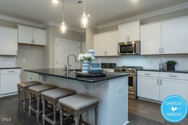 2527 Reynolds Drive, Graham, NC 27253