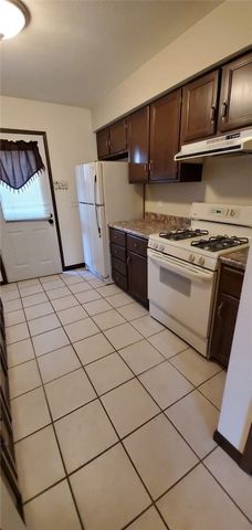 139 E Pike St, Canonsburg, PA 15317