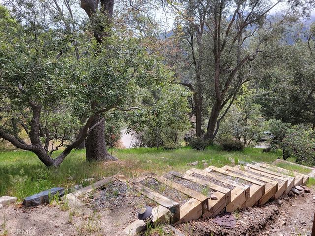 177 Craghill, Cedar Glen, CA 92321