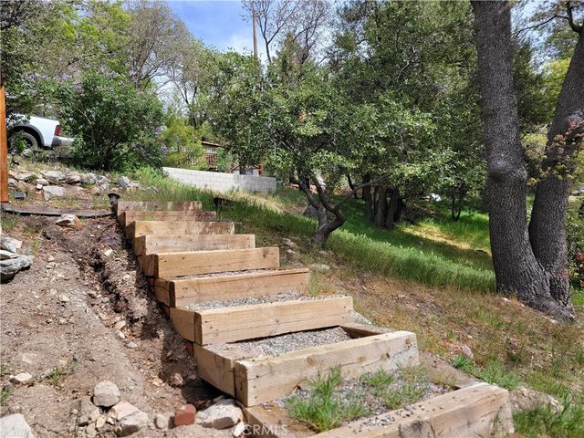 177 Craghill, Cedar Glen, CA 92321
