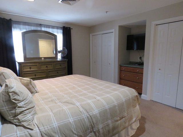 5 Mission Rd 107, Chelmsford, MA 01863