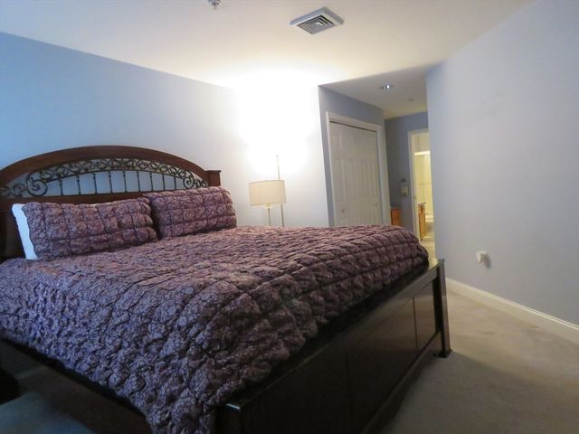 5 Mission Rd 107, Chelmsford, MA 01863