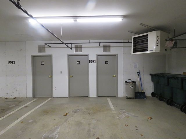 5 Mission Rd 107, Chelmsford, MA 01863