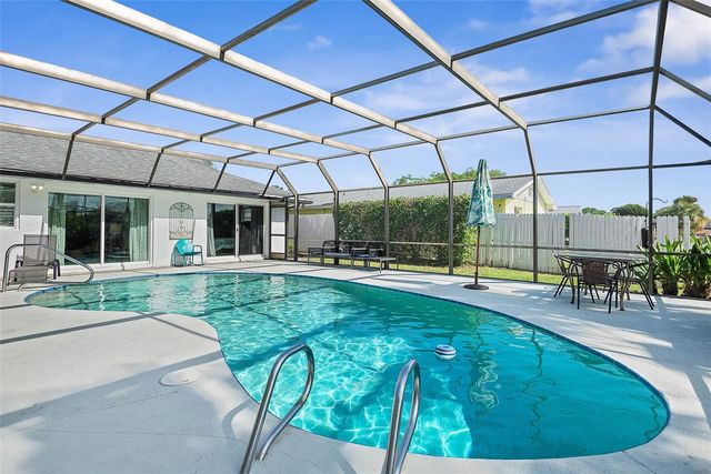 12 CLARENDON COURT S, Palm Coast, FL 32137