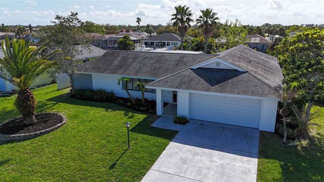 12 CLARENDON COURT S, Palm Coast, FL 32137