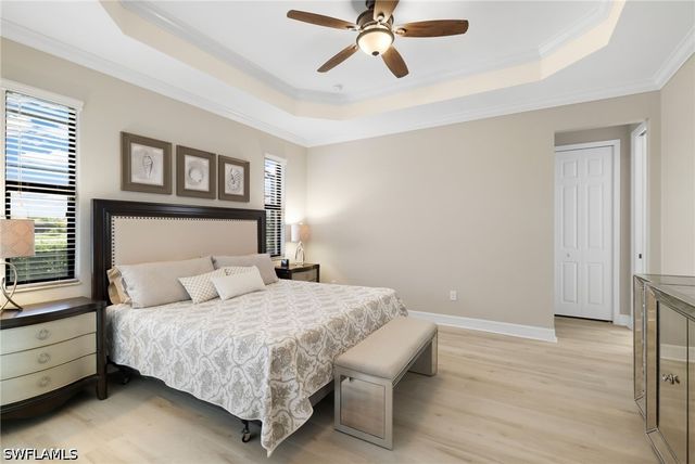 28627 Derry CT, Bonita Springs, FL 34135