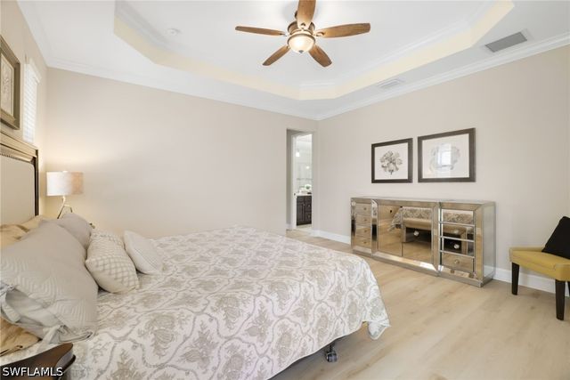 28627 Derry CT, Bonita Springs, FL 34135