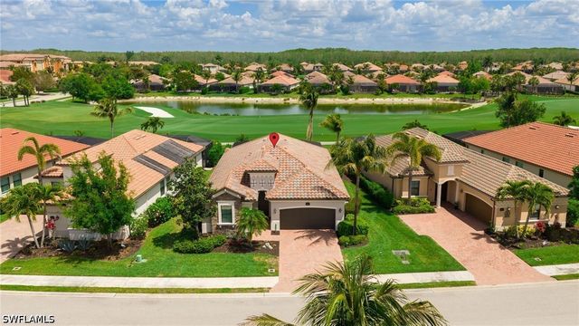 28627 Derry CT, Bonita Springs, FL 34135