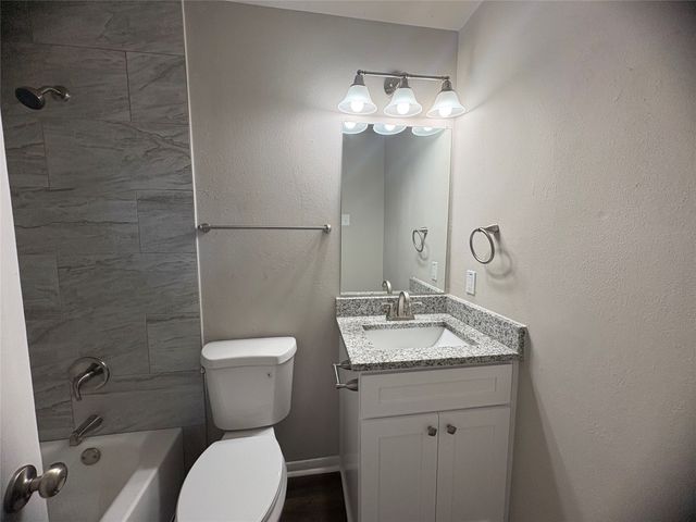 117 Yorkshire Drive, Cedar Hill, TX 75104