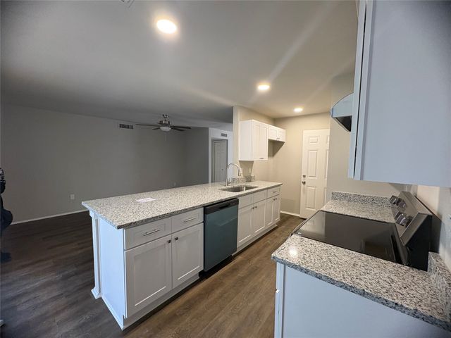 117 Yorkshire Drive, Cedar Hill, TX 75104