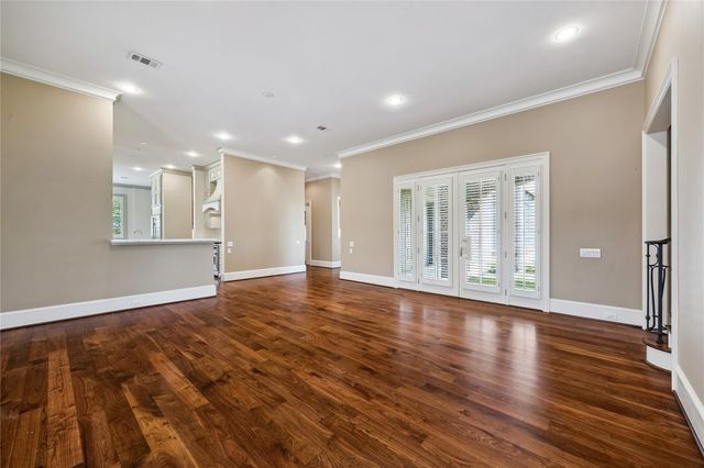 4005 Piping Rock Lane, Houston, TX 77027