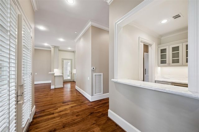 4005 Piping Rock Lane, Houston, TX 77027