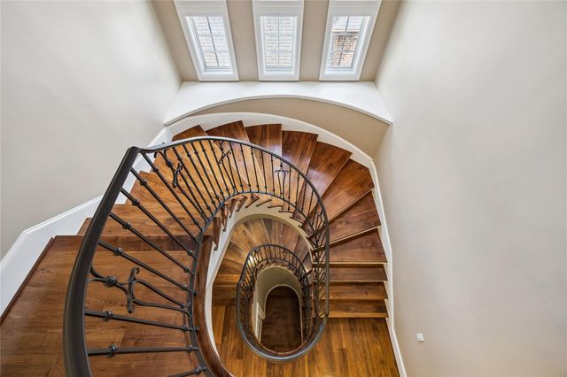 4005 Piping Rock Lane, Houston, TX 77027