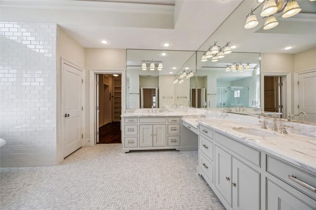 4005 Piping Rock Lane, Houston, TX 77027