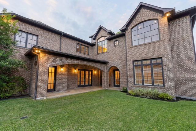 4005 Piping Rock Lane, Houston, TX 77027