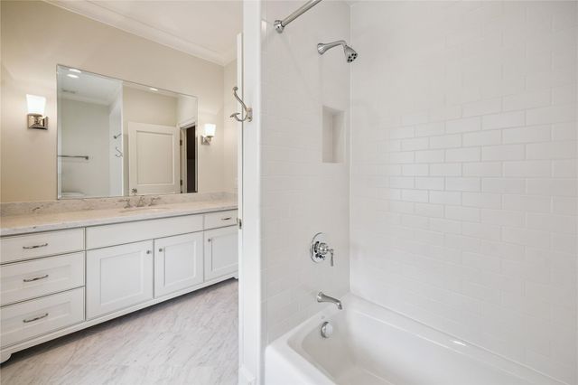 4005 Piping Rock Lane, Houston, TX 77027