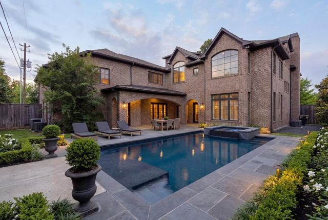 4005 Piping Rock Lane, Houston, TX 77027