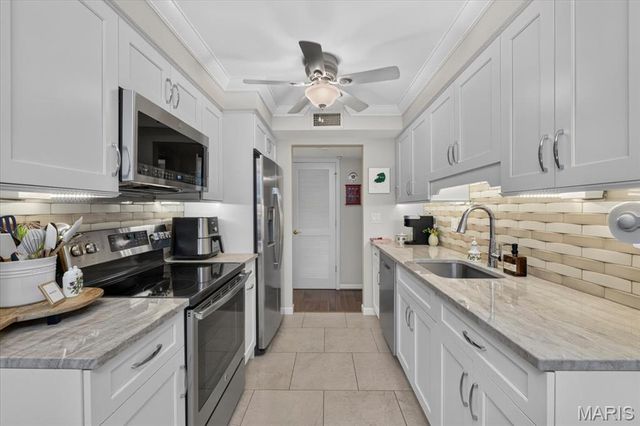 1512 Bedford Forge Court 14, Chesterfield, MO 63017