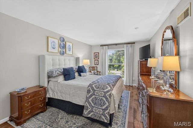 1512 Bedford Forge Court 14, Chesterfield, MO 63017