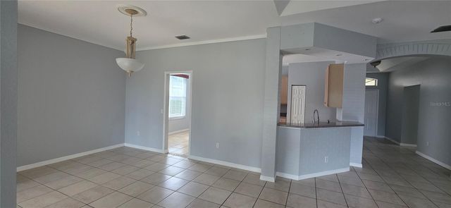 1305 LAKEHURST WAY, Brandon, FL 33511
