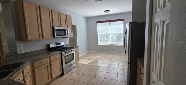 1305 LAKEHURST WAY, Brandon, FL 33511