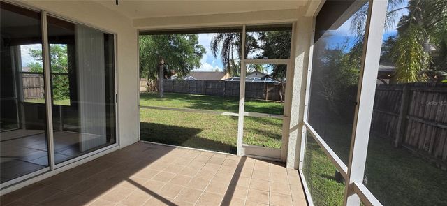 1305 LAKEHURST WAY, Brandon, FL 33511