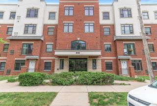 619 8th Street SE 409, Minneapolis, MN 55414