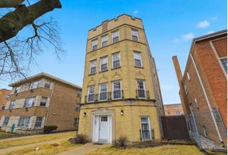 8041 Kilpatrick Avenue 3, Skokie, IL 60076