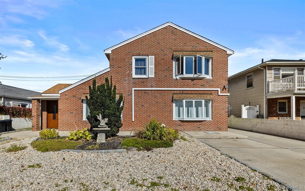 539 W Park Avenue 2, Long Beach, NY 11561