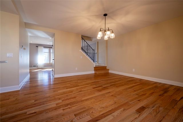 169 New Wickham Drive, Penfield, NY 14526