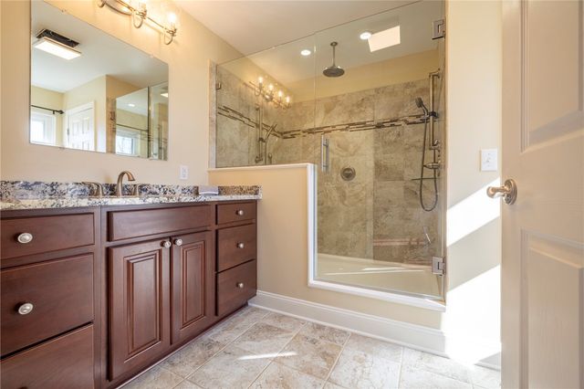 169 New Wickham Drive, Penfield, NY 14526