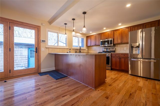 169 New Wickham Drive, Penfield, NY 14526