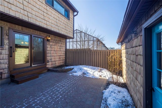 169 New Wickham Drive, Penfield, NY 14526