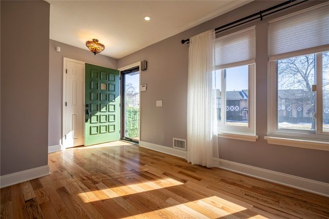 169 New Wickham Drive, Penfield, NY 14526