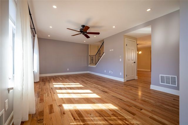 169 New Wickham Drive, Penfield, NY 14526