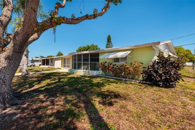 5209 LOFTON DRIVE, New Port Richey, FL 34652