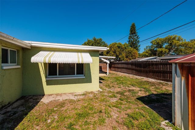 5209 LOFTON DRIVE, New Port Richey, FL 34652