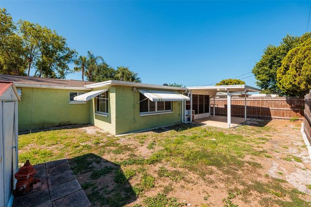 5209 LOFTON DRIVE, New Port Richey, FL 34652