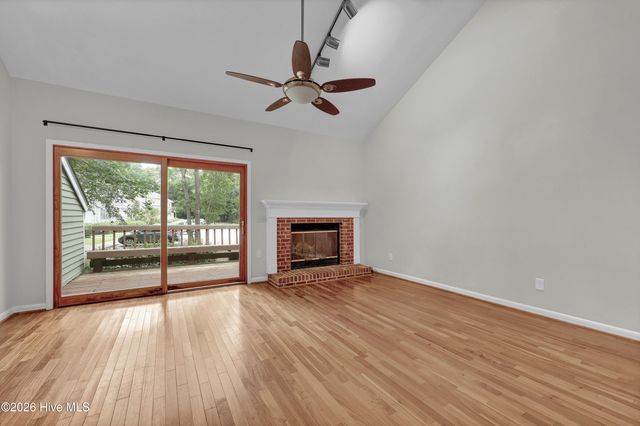 1800 Eastwood Road Apt 272, Wilmington, NC 28403